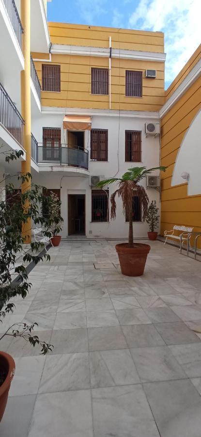 Apartamento Duenas 塞维利亚 外观 照片
